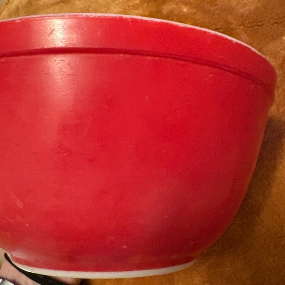 Antique vintage collectible PYREX glass Red Mixing Bowl - Picture 8 of 15